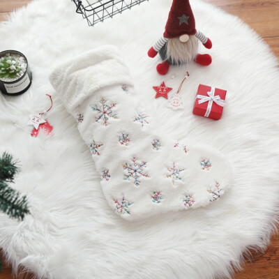

Tailored Christmas Decorations Soft Beads Embroidered Christmas Stockings