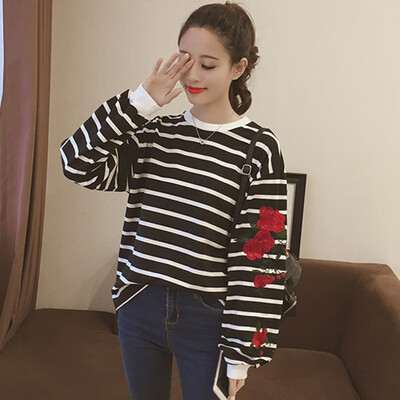 

Womens Floral Print T-Shirt Long Sleeve Round Neck Loose T-Shirt Tee Shirt