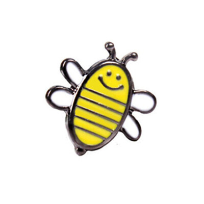 

Fashion Cute Cartoon Bee Metal Brooch Pins Button Pins Jeans Decoration for Women Gift