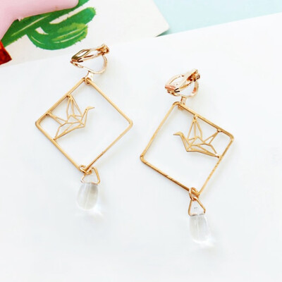 

Fashion Girl Hollow Out Art Crane Earring Wholesale Fashion Popular Earrings For Women