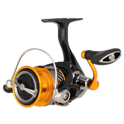 

DAIWA Lightweight Spinning Reel 621 Spinning Fishing Reel Left Right Interchangeable Fishing Reel 26LB Powerful Reel
