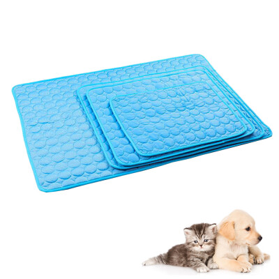 

Willstar Dog Cooling Mat Pet Cat Chilly Non-Toxic Summer Cool Bed Pad Cushion Indoor