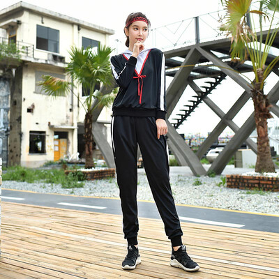 

Colorful 2019 new fashion Slim female sports suit Korean version of the loose quick-drying running gym long-sleeved yoga clothes black M