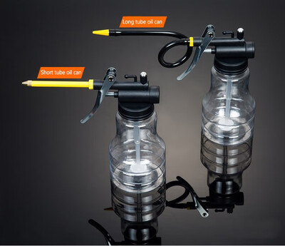 

Oil filling Equipment 250ML Transparent High Pressure Pump Oiler Lubrication Oil Can Plastic Machine Oil Pot Ordinary hose