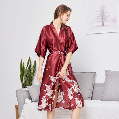 

Silk Satin Wedding Bride Bridesmaid Robe Floral Bathrobe Short Kimono Robe Night Robe Bath Robe Fashion Dressing Gown For Women