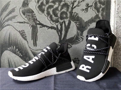 

Human RACE HU nmd Pharrell Williams Trail Mens Designer Sports neutral spikes Running Shoes for Men Sneakers Women Casual Trainers