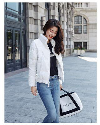 

Winter 2018 new Korean straight down collar puffer women short style fashion show thin jacket easy to match the down jacket tide