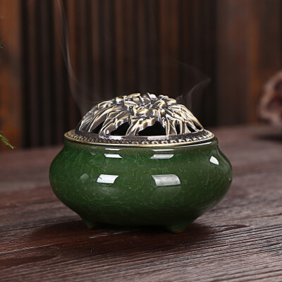 

Ceramic Ice Crack Porcelain Aromatherapy Diffuser Sandalwood Censer With Copper Cover For Buddhist Relax Porcelain Incense Burner