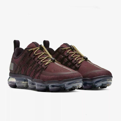 

2018 New Run UTILITY running shoes for men triple white black Olive Burgundy Crush designer mens trainers sports sneakers