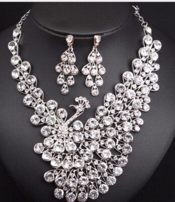 

new nice luxury fashion exaggerated crystal flashing diamond necklace earrings set dress party bride female accessories