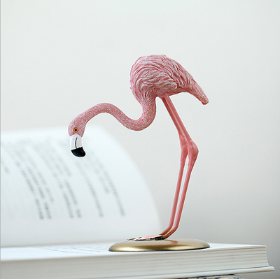 

Home decoration originality ins Flamingo resin decorations Nordic living room desk lovely adornment