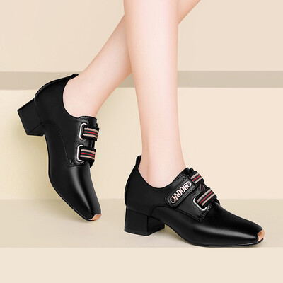 

Gucci Tianlun GUCIHEAVEN trend wild metal buckle thick high heel British wind ladies professional single shoes 9236 black 38