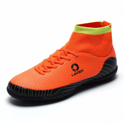 

Boy sports football non-slip boots high to help football shoes mens outdoor indoor comfortable sports soccer shoes