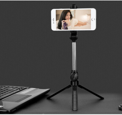 

Tripod Selfie Stick New Bluetooth Selfie Artifact