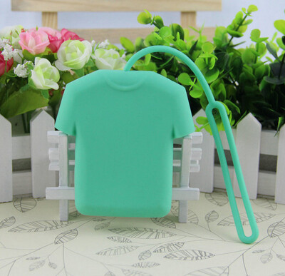 

Creative silicone garment styling key bag card bag pink creative household daily necessities