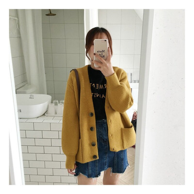 

Early spring 2018 Korean version languid single breasted v-neck lantern sleeve loose sweater cardigan short style jacket