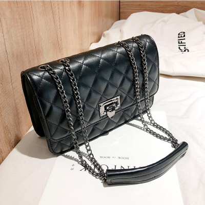 

Bag female 2019 new Korean version of the rhombic embroidery line fashion lock casual wild chain shoulder slung small square bag