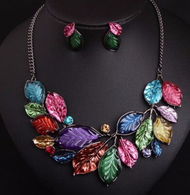 

new nice luxury fashion exaggerated crystal flashing diamond necklace earrings set dress party bride female accessories