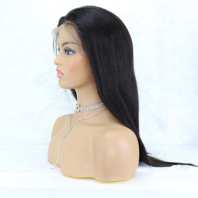 

Short lace wig