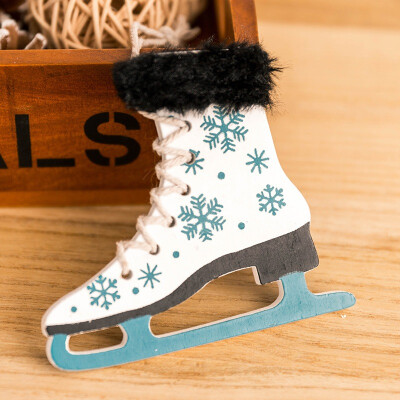 

Christmas Wooden Ice Skates Shoes With Bells Christmas Pendants Xmas Winter Holiday Hanging Drop Ornaments 3 Colors