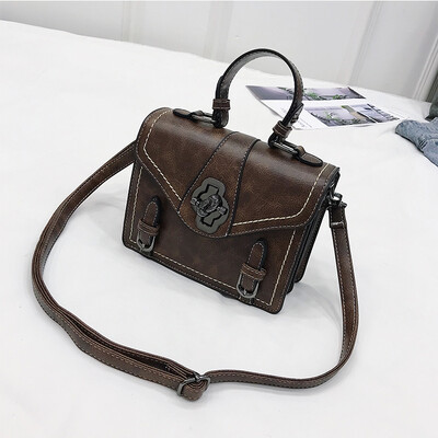 

Spring bag female 2019 new wave Korean version of the wild slung shoulder portable fashion car sewing line personality small square bag