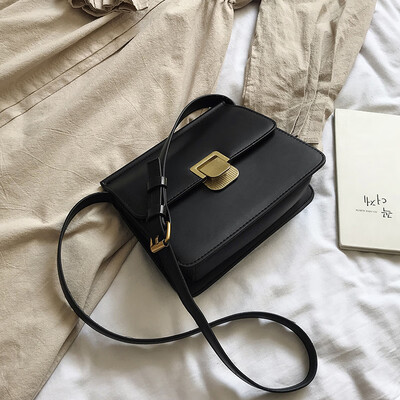 

Advanced sense of the sense of quality bag female 2019 new wave Korean version of the wild shoulder slung sleek minimalist small square bag