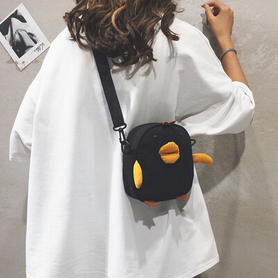 

Funny small bag female 2019 new cartoon cute mini bag Korean version of the wild foreign air canvas shoulder Messenger bag