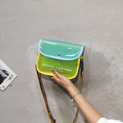 

New small bag female bag 2019 new summer small fresh transparent jelly package ins super fire girl Messenger bag