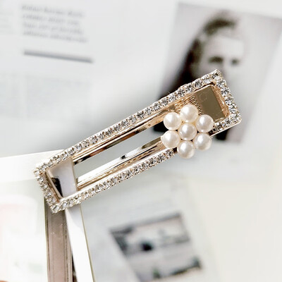 

Beautiful Pearl Rhinestone Decoration Hairpin Geometric Shape Hollow Design Women Hair Clip