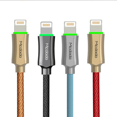 

Mcdodo 24A Nylon Braided Auto Disconnect Lightning 8Pin Data Sync Charging Cable 18M-18m