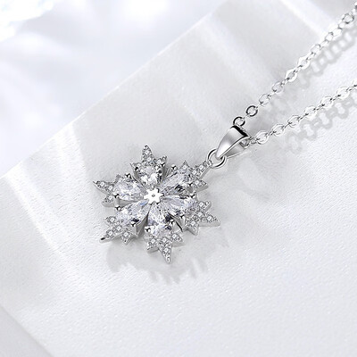 

Valentines Day gift girlfriend necklace silver flower snowflake necklace fashion clavicle chain ins trend jewelry