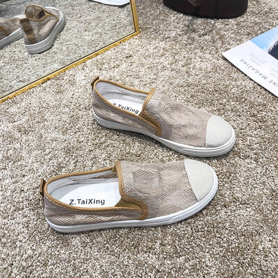 

2019 summer net red new hollow breathable lace flat fisherman shoes lazy people a pedal Korean leisure student shoes