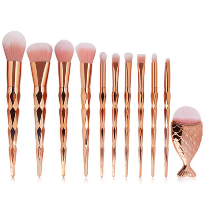 

18pcs Wooden Foundation Cosmetic Eyebrow Eyeshadow Brush Makeup Brush Sets Tools Maquiagem