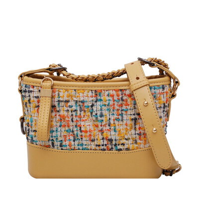 

Chic chain small square bag female 2019 new wave Korean version of the snake pattern contrast color shoulder bag summer wild Messenger bag