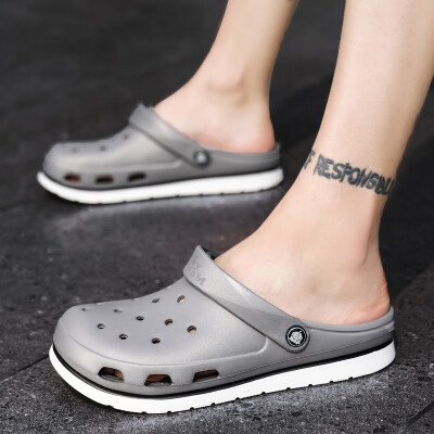

Sandals mens summer trend Korean version of beach shoes mens slippers summer wear sandals slip-proof soft bottom hole shoes men
