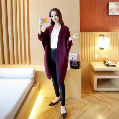 

The new autumnwinter 2018 bat sleeve large size Korean version of the long&loose pure color knitted cardigan sweater