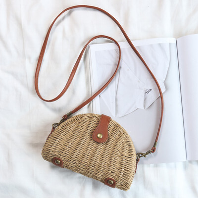 

Women Handmade Woven Flap Handbags Bohemian Style Summer Straw Bags Beach Rattan Crossbody Bags 2019 Fashion Shoulder Bags