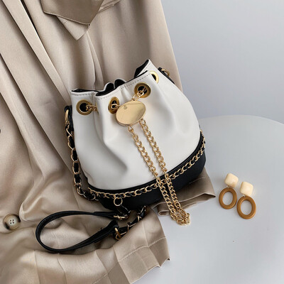 

Senior sense of foreign small bag female 2019 new fashion pop bucket bag texture wild broadband Messenger bag tide