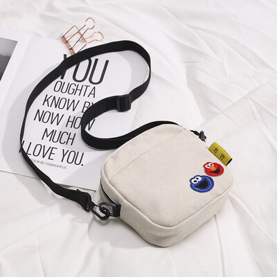 

Canvas bag small bag female 2019 new ins super fire cartoon girl cloth bag casual broadband shoulder Messenger bag