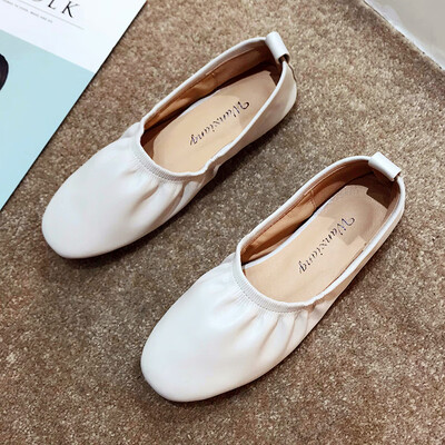 

Single-shoe womens shallow flat-soled shoes Korean version of Baitie Grandmas shoes Chic comfortable pregnant womens foot pedal