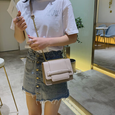 

The new 2019 Korean version of the new high-grade foreign gas chain bag with a small square bag tide on the new high-grade foreign