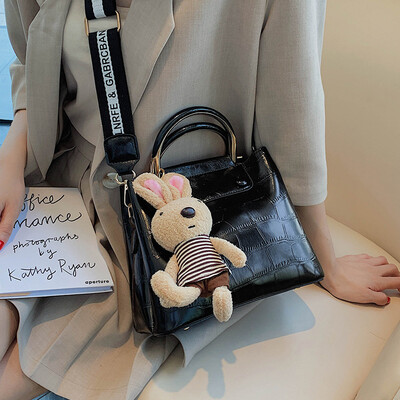 

Bag female 2019 new retro stone pattern simple atmosphere shoulder bag shoulder bag wide shoulder strap casual wild bag