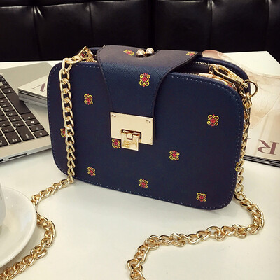 

2017 new Korean fashion women bag shoulder Messenger bag mobile phone bag package package small square bag