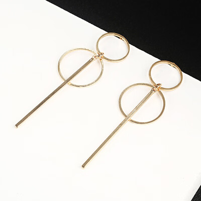 

Simple Elegant Hoop Earrings Round Circle Golden Silver Color Personalized Statement Earrings For Women Brinco Earrings E0336