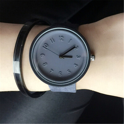 

Korean casual fashion watch male student canvas belt simple three-dimensional digital scale couple quartz female watch