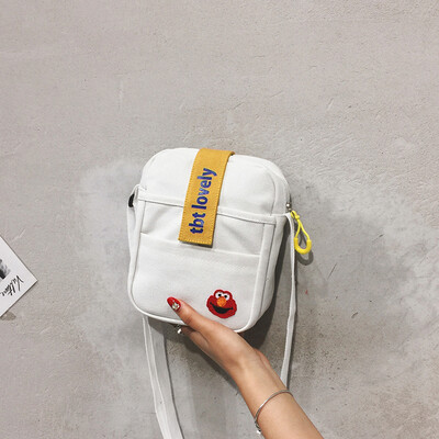 

Small cloth bag female new 2019 tide Korean version of the casual wild girl canvas bag Japanese small fresh slung shoulder bag
