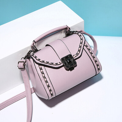 

New simple fashion handbag bag trend female bag Korean version of the shoulder Messenger bag retro bag