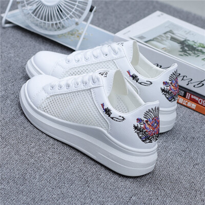 

2019 new summer breathable small white shoes female hollow mesh Joker Korean student mesh female mesh female shoes