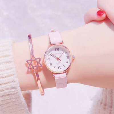 

In 2019 Korean fashion female watches ins wind belt small dial simple temperament waterproof small students