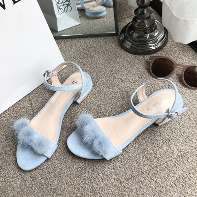 

Sandals female fairy wind summer womens shoes Korean version of wild thick with a word wool ball night shoes gentle shoes
